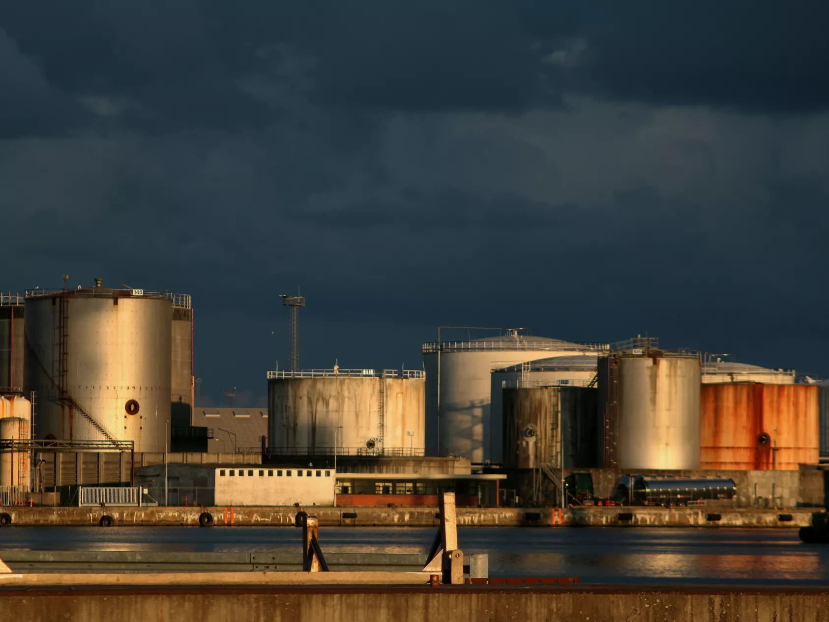 oil-extraction-trends-2025